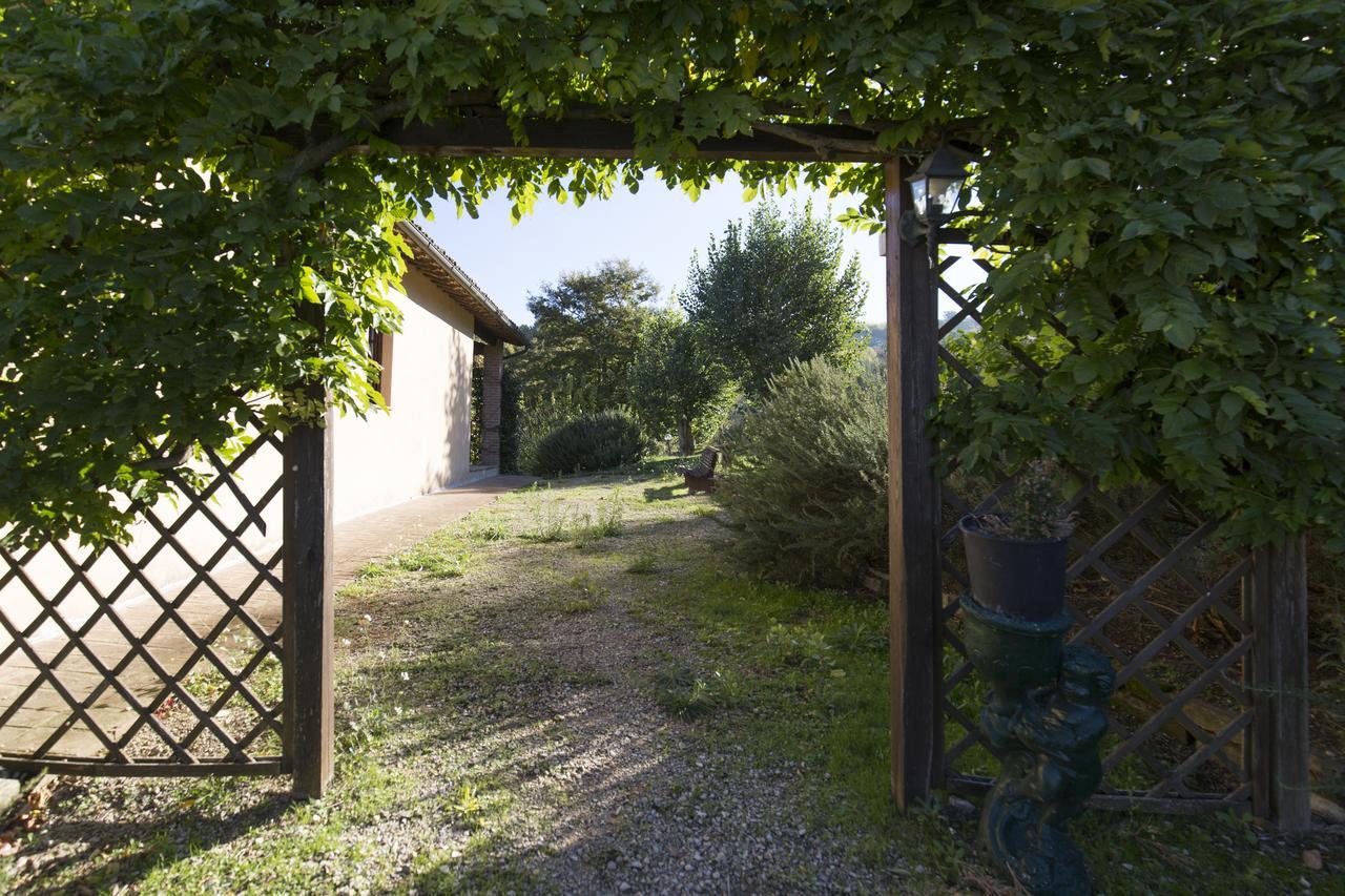 Villa Podere Le Corone Monte Castello di Vibio Exterior foto